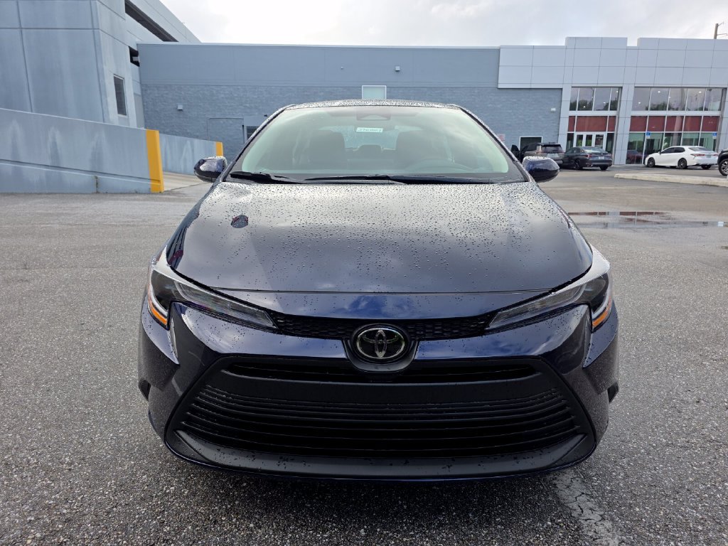 New 2027 Toyota Corolla LE FWD image 2