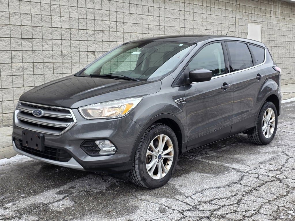 Used 2017 Ford Escape SE