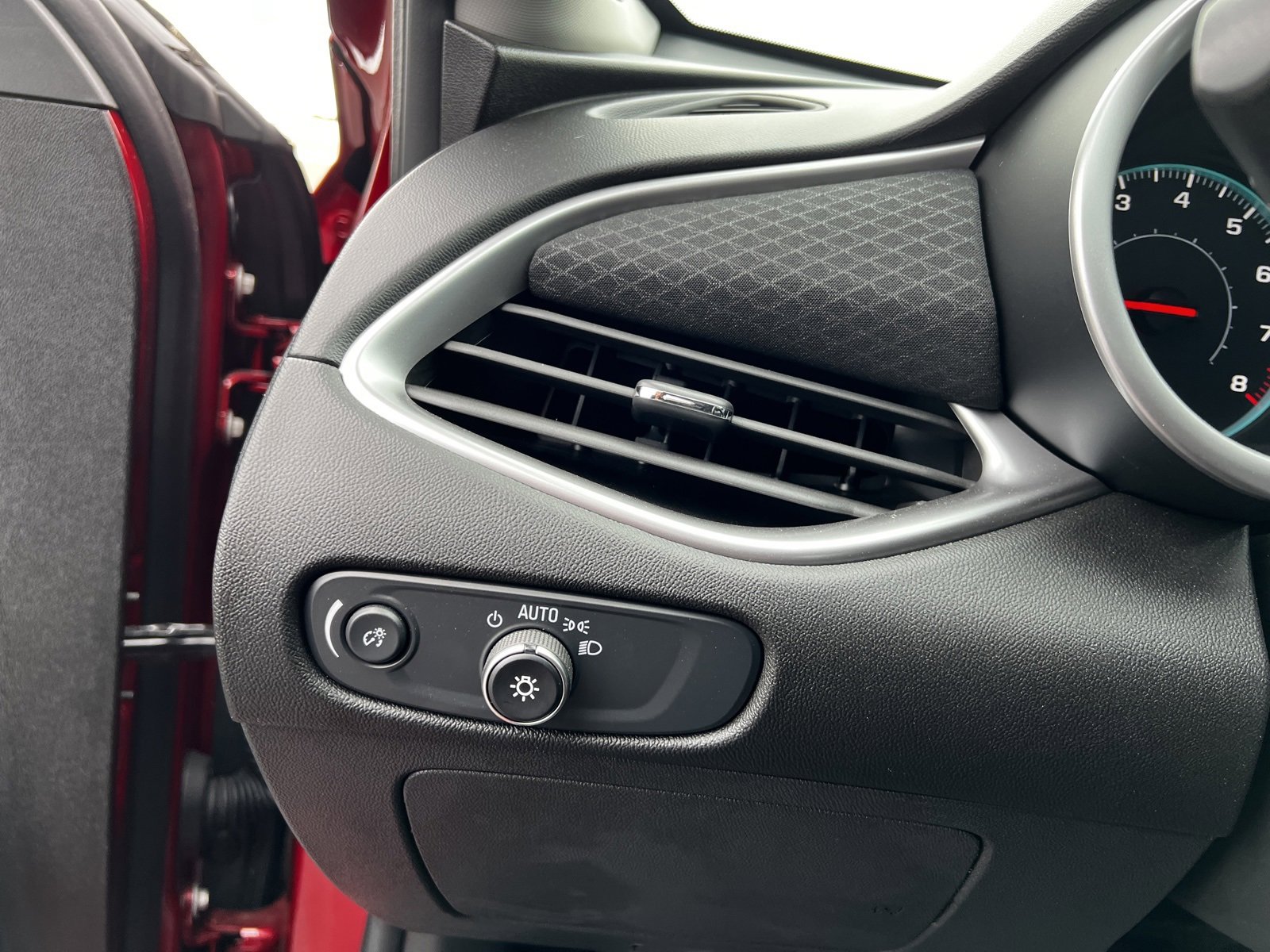 Used 2024 Chevrolet Malibu RS image 11