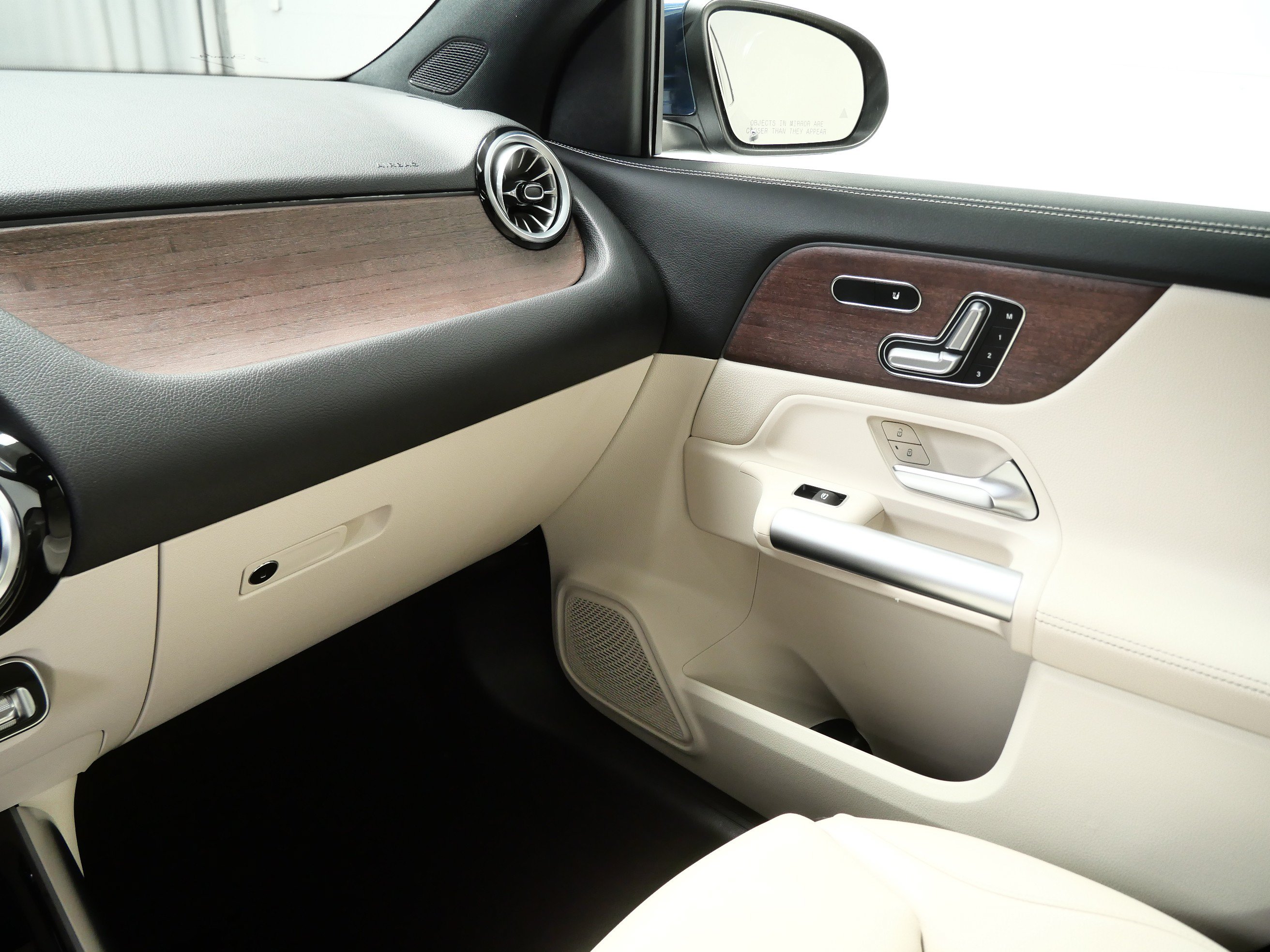 Certified 2023 Mercedes-Benz GLA 250 4MATIC image 20