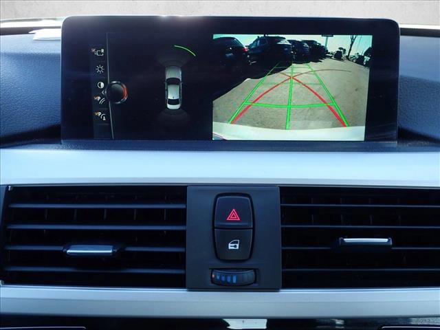 Used 2017 BMW 320i xDrive Sedan image 17