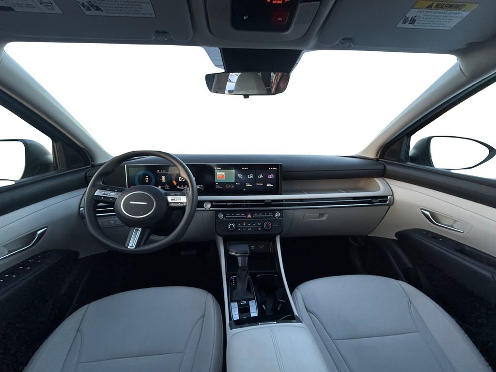Certified 2025 Hyundai Tucson SE image 15