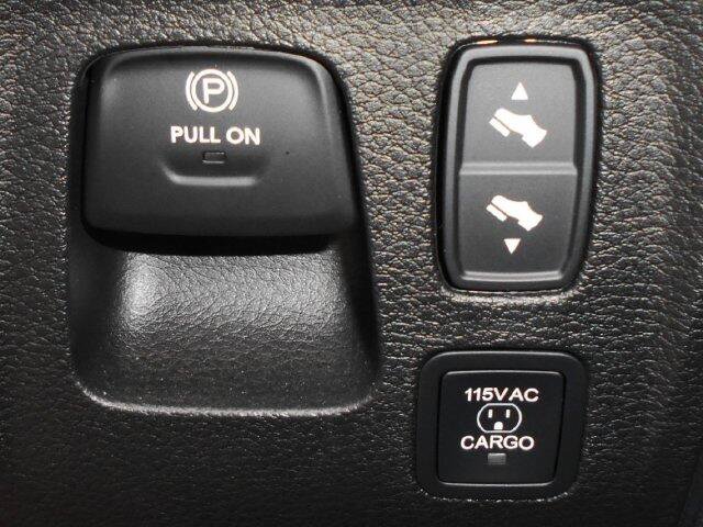 Used 2025 RAM 1500 Big Horn AWD/4WD image 13