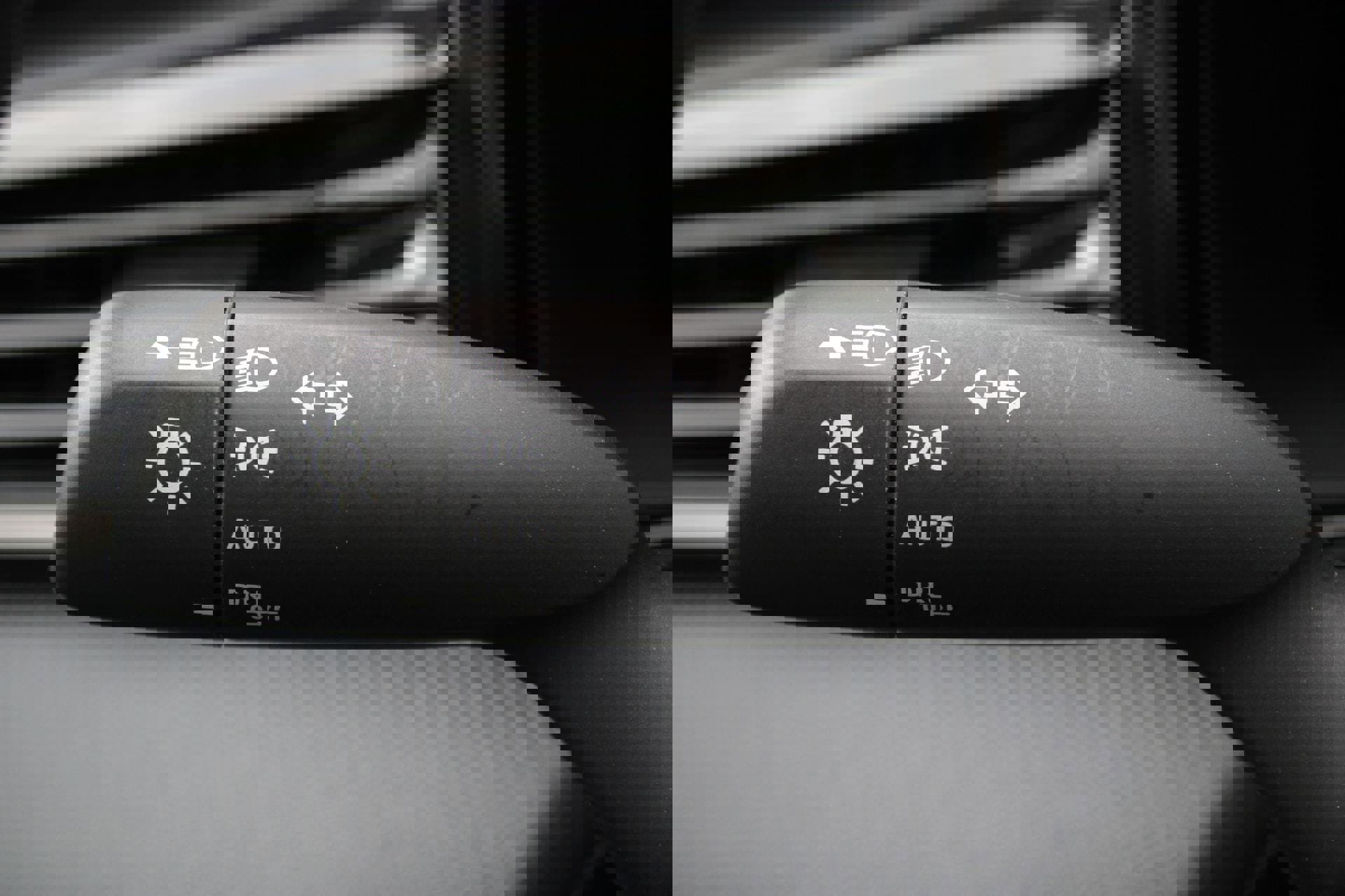 Used 2025 Toyota Camry SE image 29