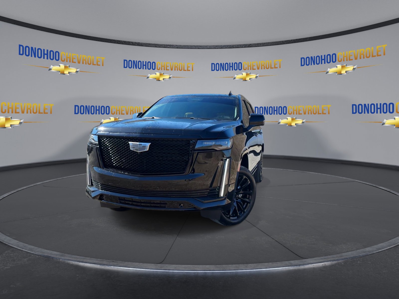 Used 2024 Cadillac Escalade Sport Platinum w/ LPO, ONYX Package image 7