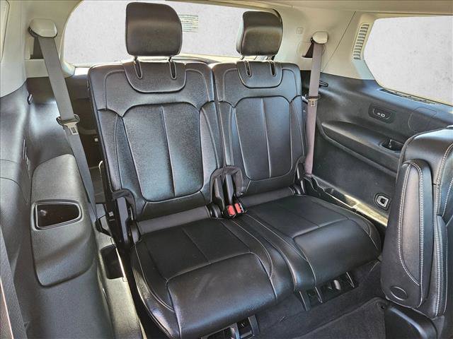 Used 2023 Jeep Grand Cherokee L Limited image 19