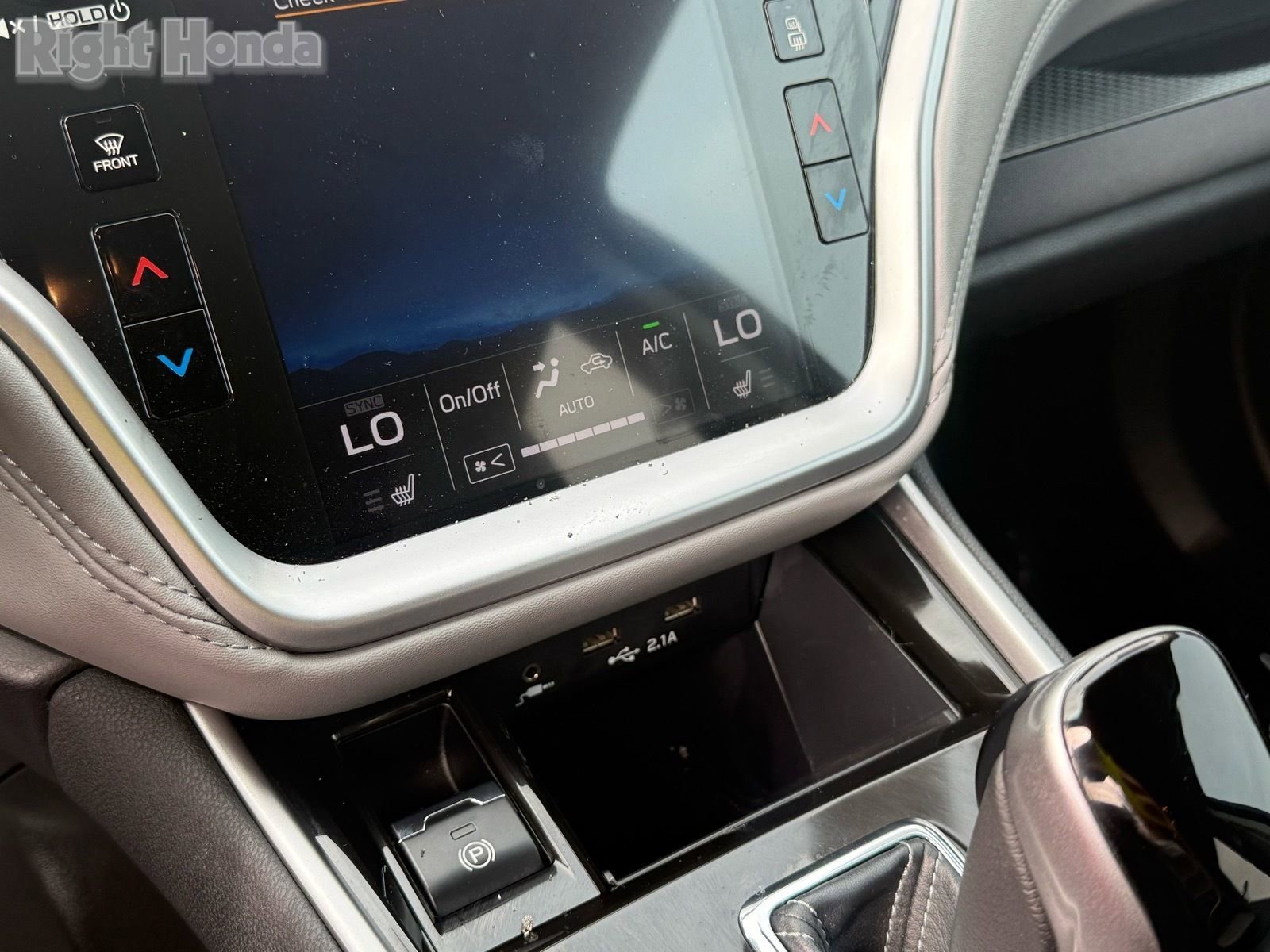 Used 2022 Subaru Outback Premium image 23