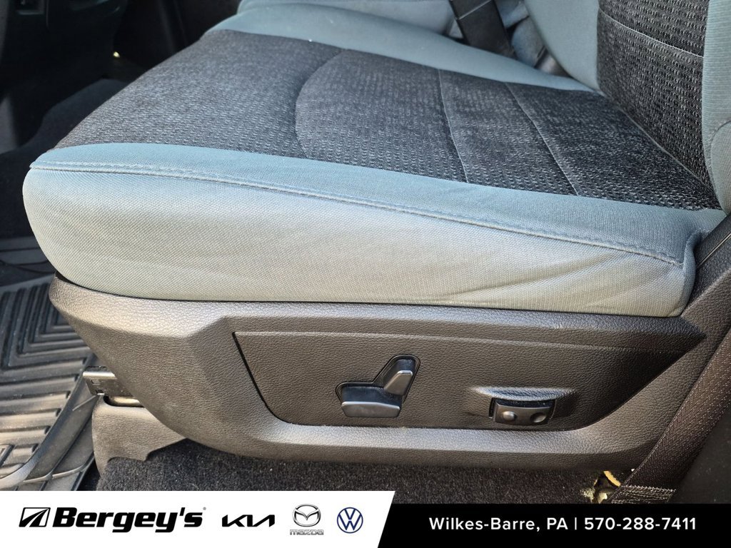 Used 2019 RAM 1500 Big Horn AWD/4WD image 21