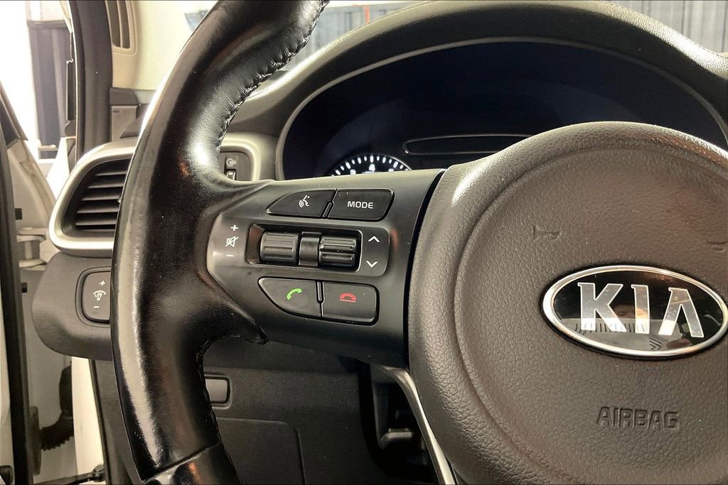 Used 2016 Kia Sorento FWD w/ LX Convenience Package image 25
