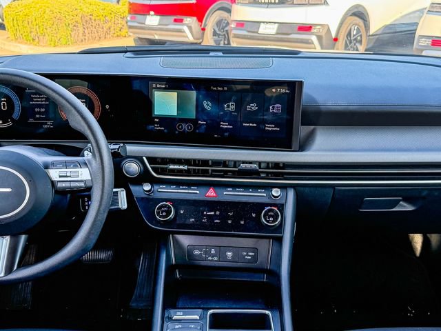 Used 2025 Hyundai Sonata SEL AWD/4WD image 14