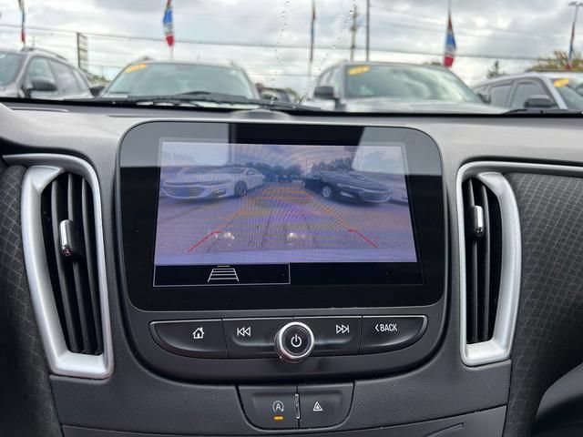 Used 2024 Chevrolet Malibu LT FWD image 18