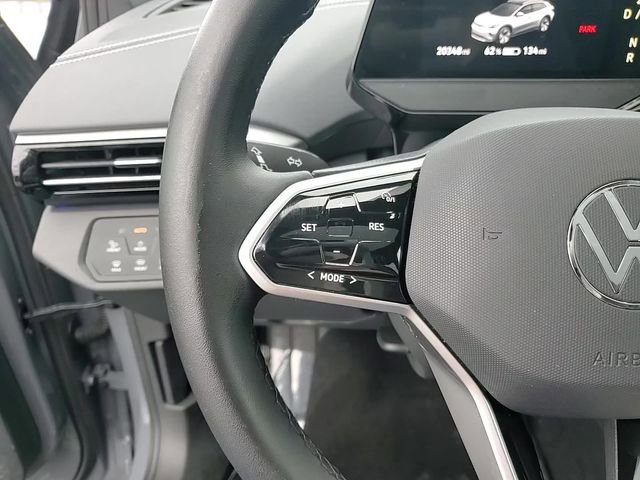 Used 2023 Volkswagen ID.4 Pro S image 16