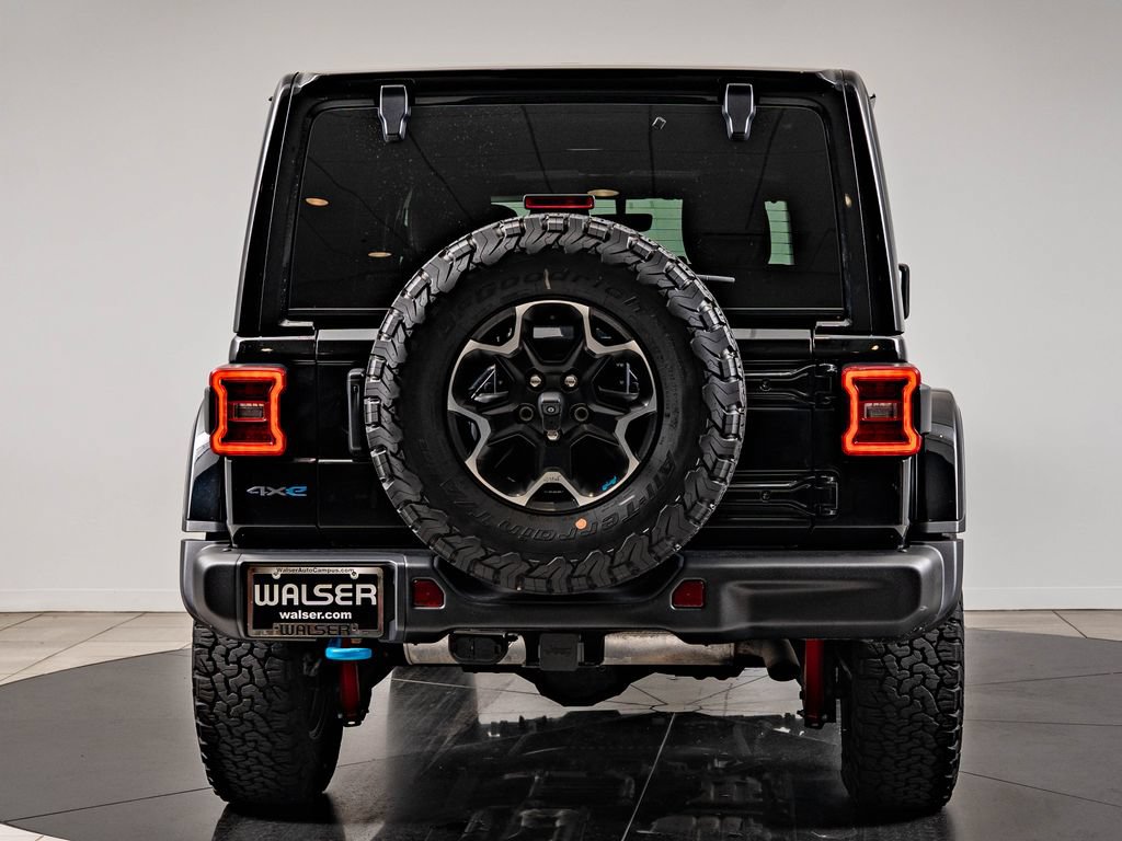 Used 2023 Jeep Wrangler Unlimited Rubicon 4xe w/ Steel Bumper Group AWD/4WD image 7