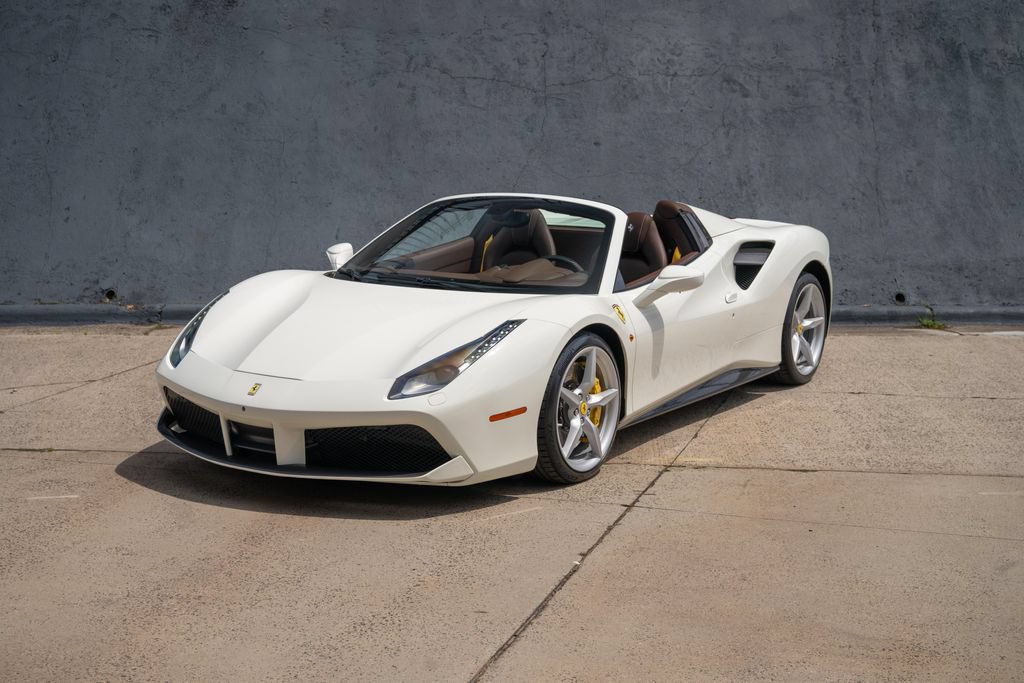 Used 2018 Ferrari 488 Spider RWD image 5
