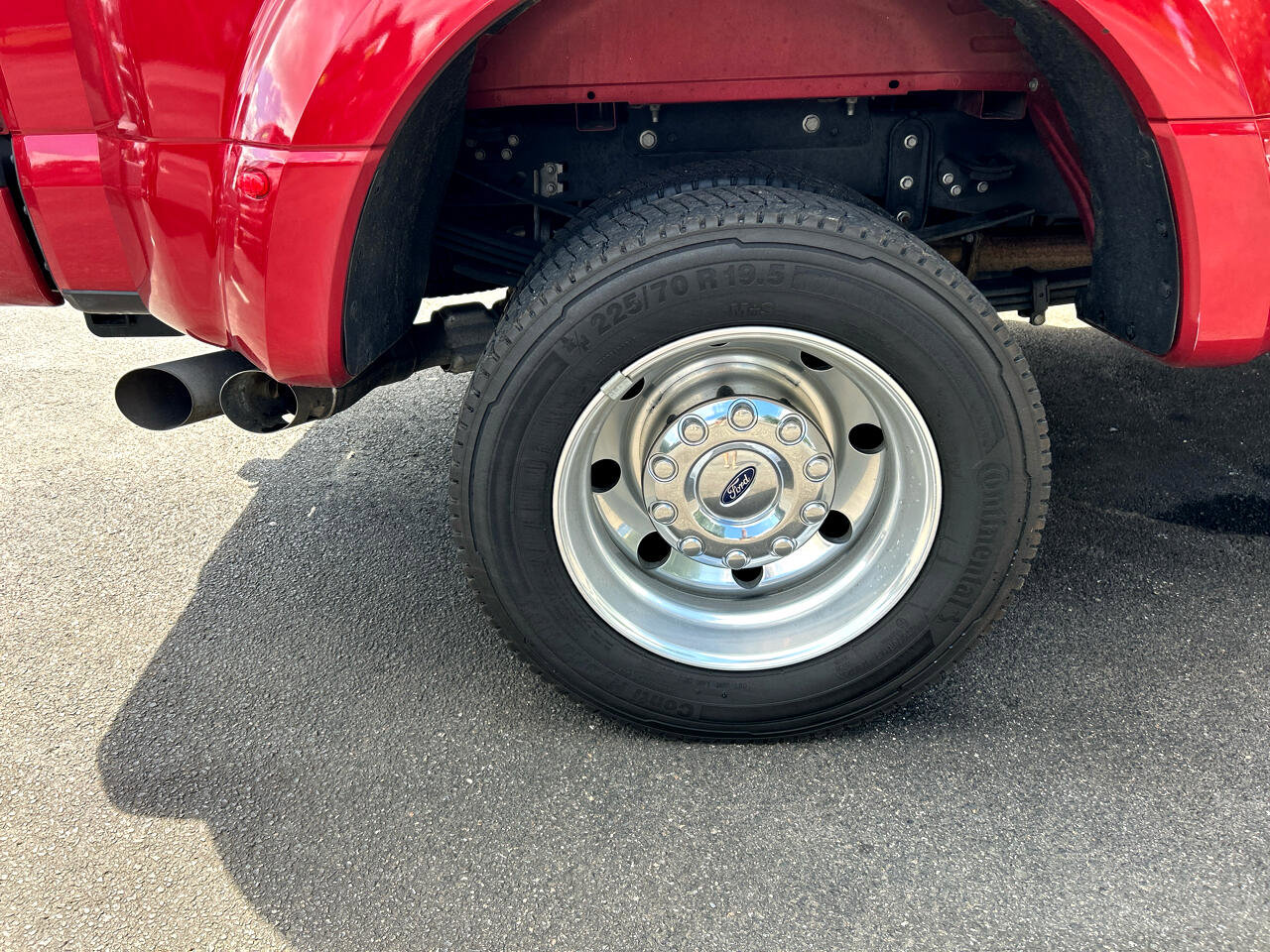 Used 2022 Ford F450 Platinum w/ FX4 Off-Road Package image 20