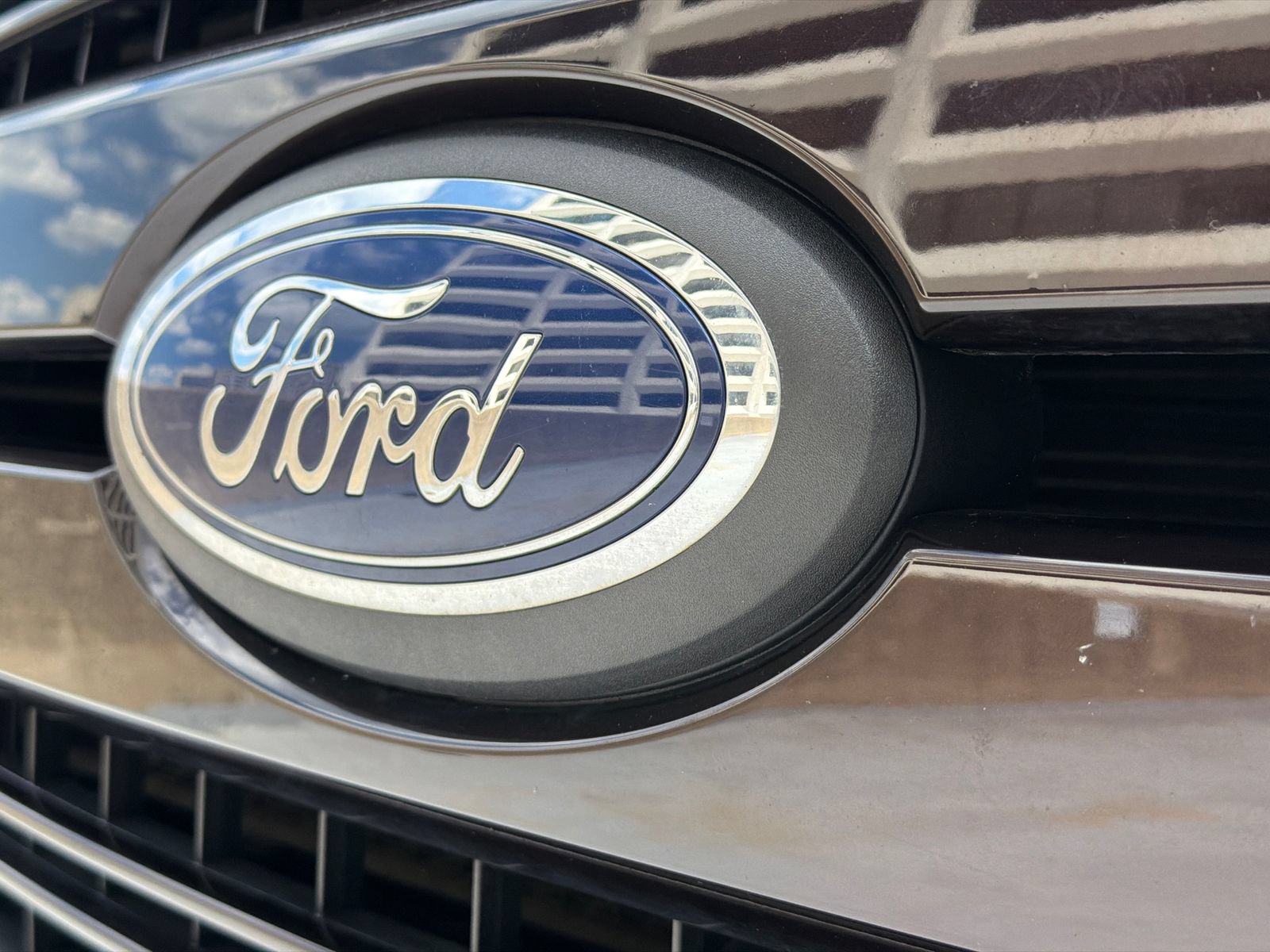 Used 2019 Ford F150 Lariat w/ Equipment Group 502A Luxury AWD/4WD image 13