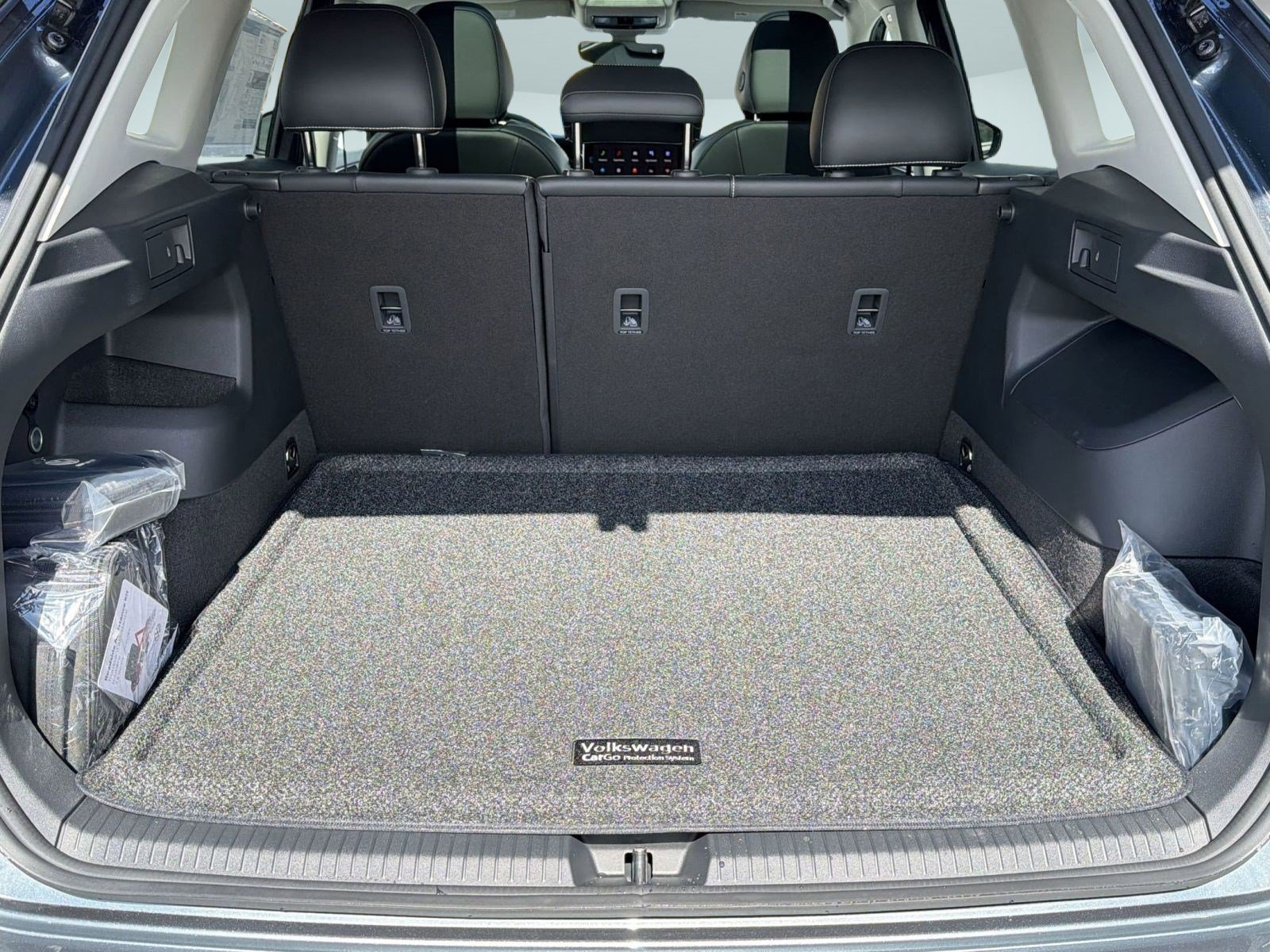 New 2026 Volkswagen Tiguan SE AWD/4WD image 28