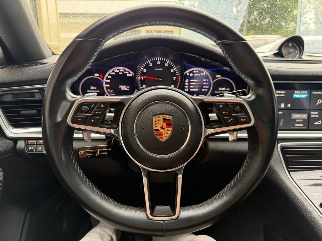 Used 2017 Porsche Panamera 4S AWD/4WD image 29