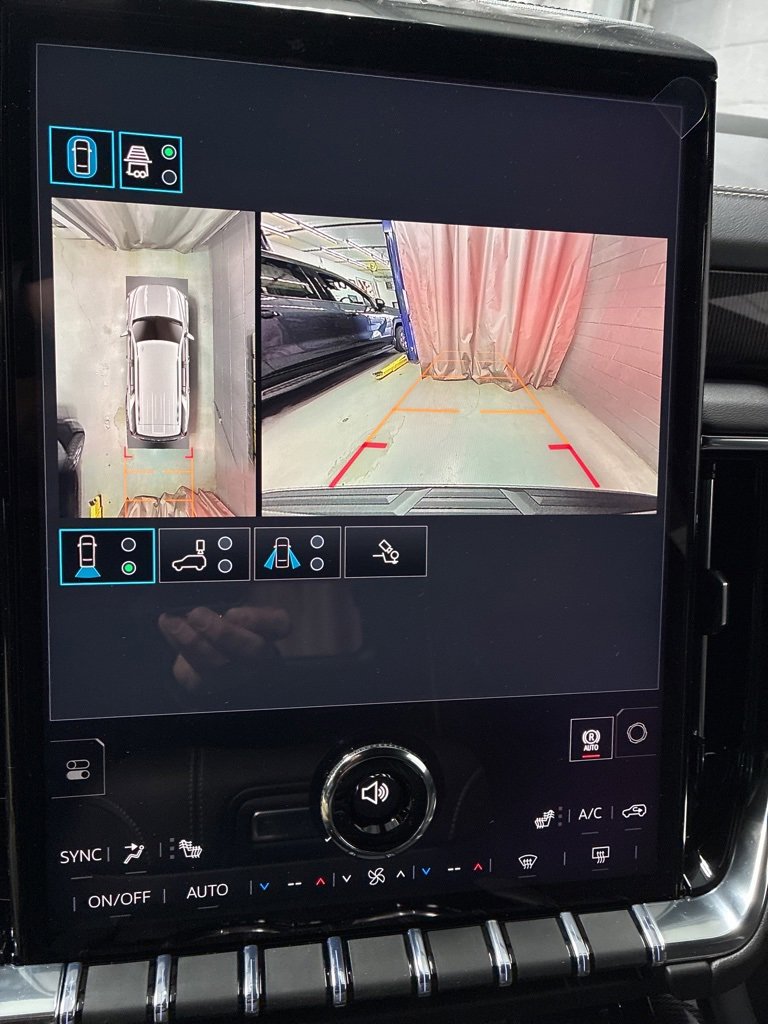 New 2026 GMC Yukon Elevation image 24