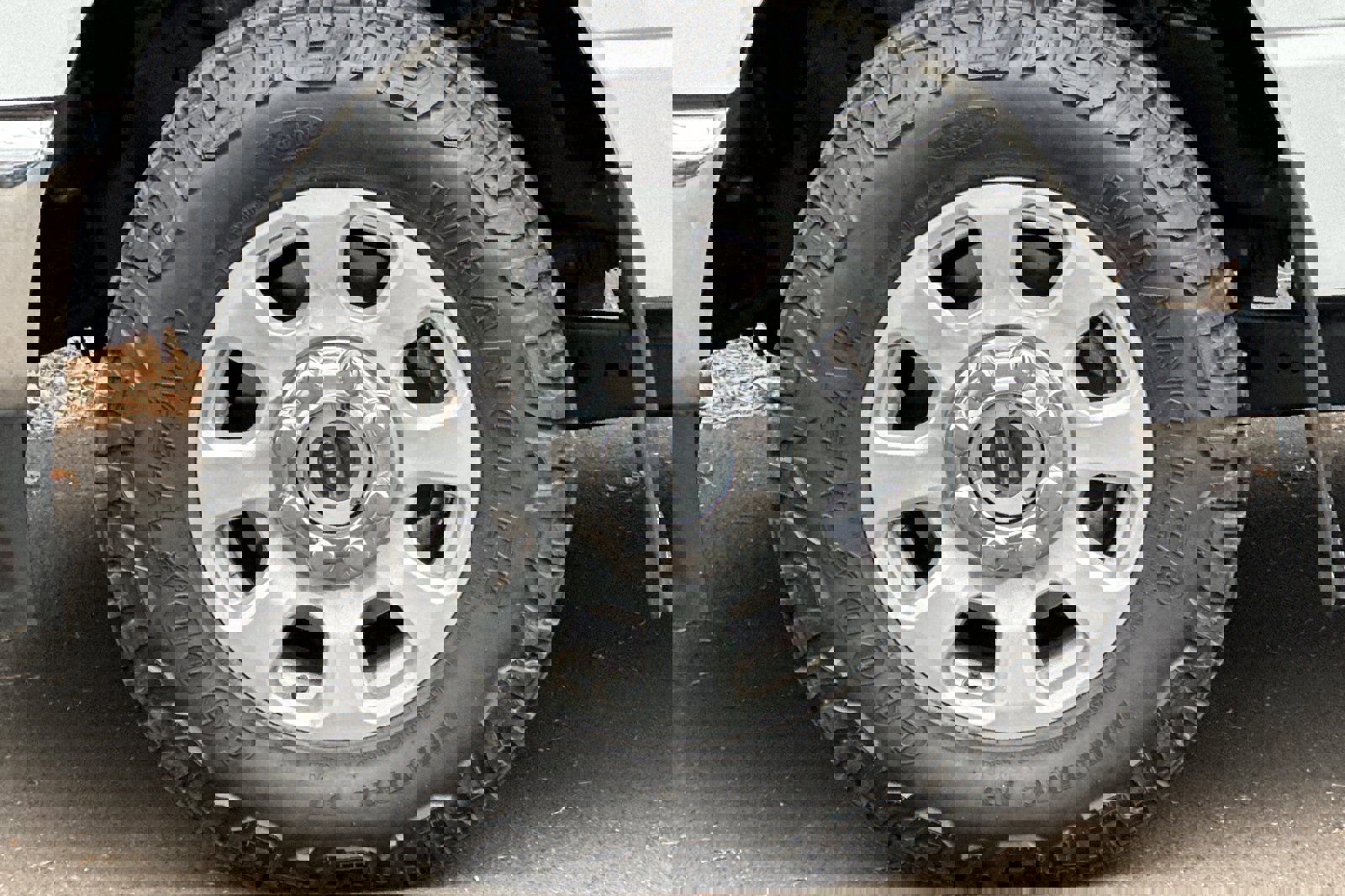 Used 2023 Ford F350 XLT w/ 360-Degree Camera Package image 29