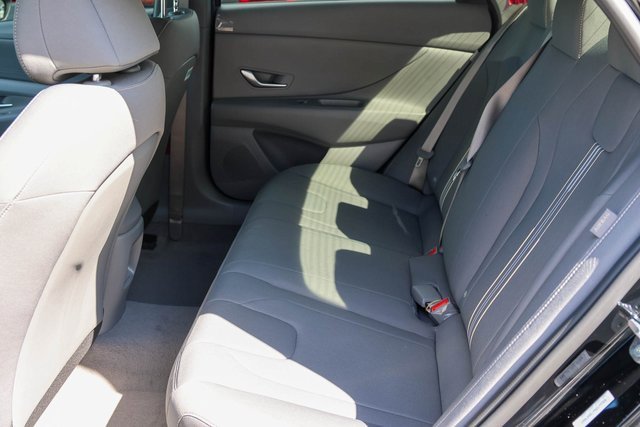 New 2025 Hyundai Elantra Blue image 11