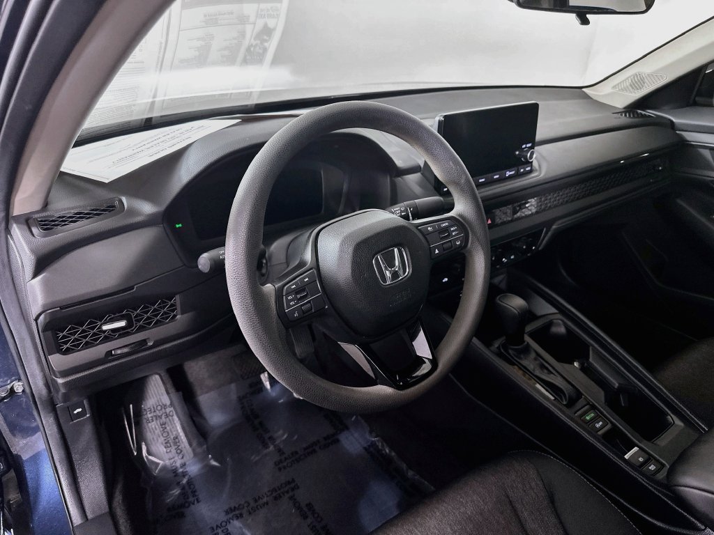 Used 2025 Honda Accord SE image 14