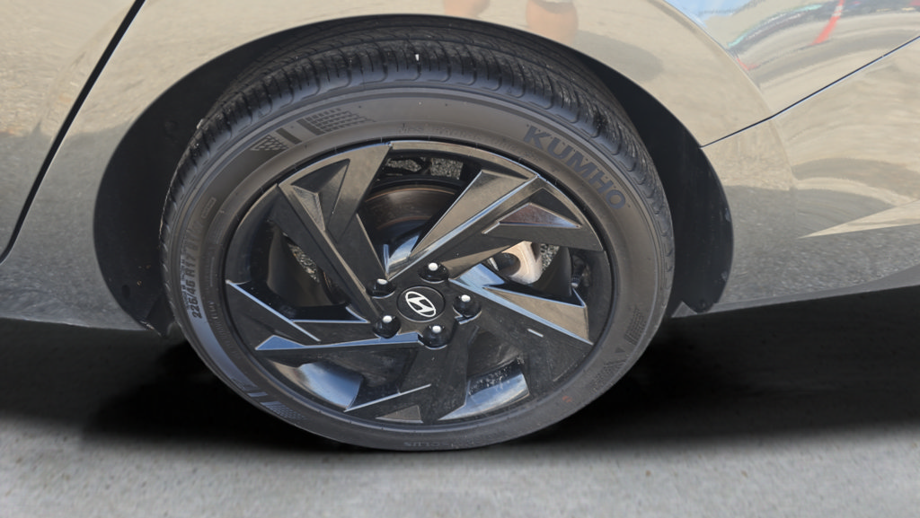 Certified 2026 Hyundai Elantra Sport FWD image 29
