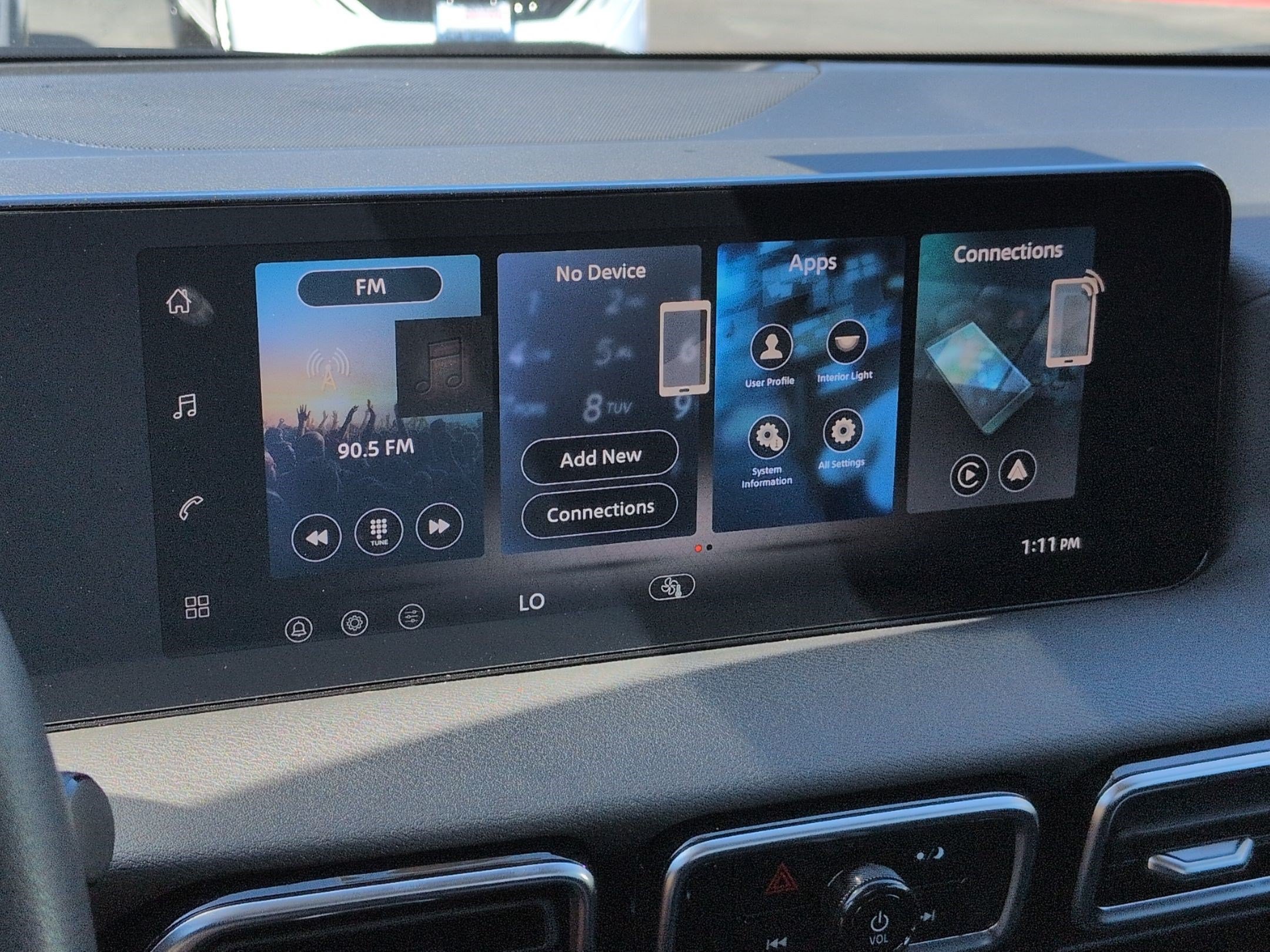 New 2026 Nissan Sentra SV w/ Floor Mat Package FWD image 16