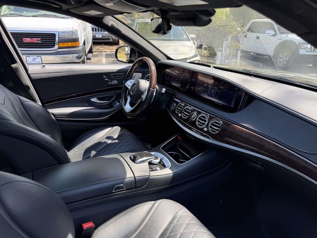 Used 2019 Mercedes-Benz S 560 4MATIC Sedan image 12