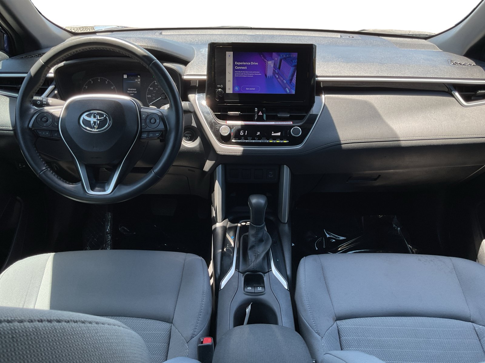 Used 2024 Toyota Corolla Cross AWD Hybrid image 10