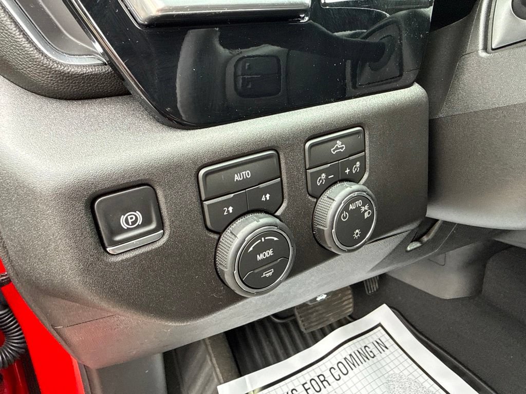 Used 2026 Chevrolet Silverado 1500 LT AWD/4WD image 23
