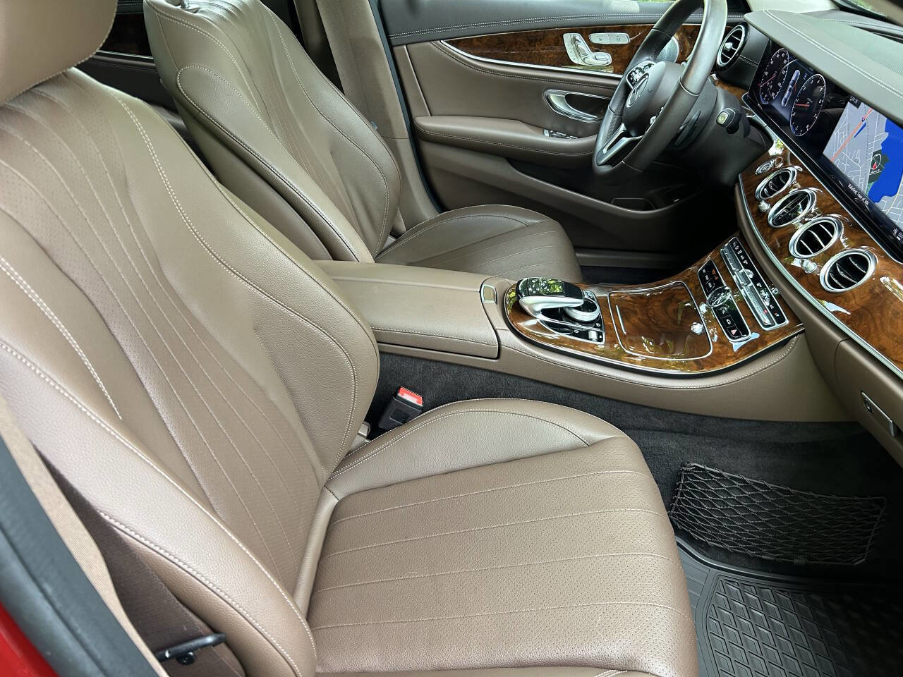 Used 2019 Mercedes-Benz E 450 4MATIC Sedan w/ Driver Assistance Package image 39