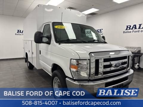 Used 2024 Ford E-350 and Econoline 350 Super Duty w/ Power Windows & Locks Group RWD image 1