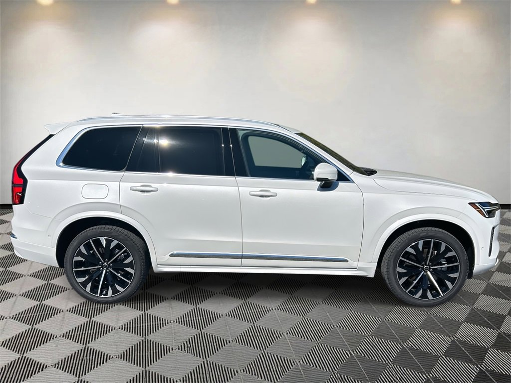 New 2026 Volvo XC90 B6 Ultra image 2
