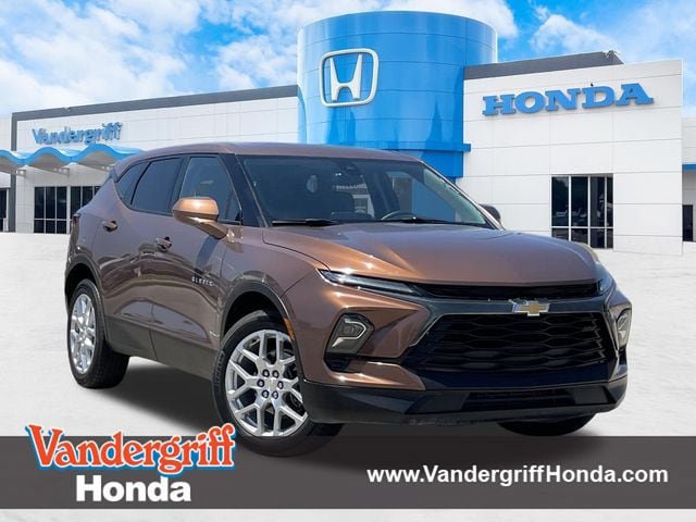 Used 2023 Chevrolet Blazer LT w/ Driver Confidence Package AWD/4WD image 1