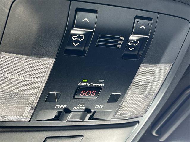 Certified 2021 Lexus GX 460 Luxury w/ Sport Design Package image 42