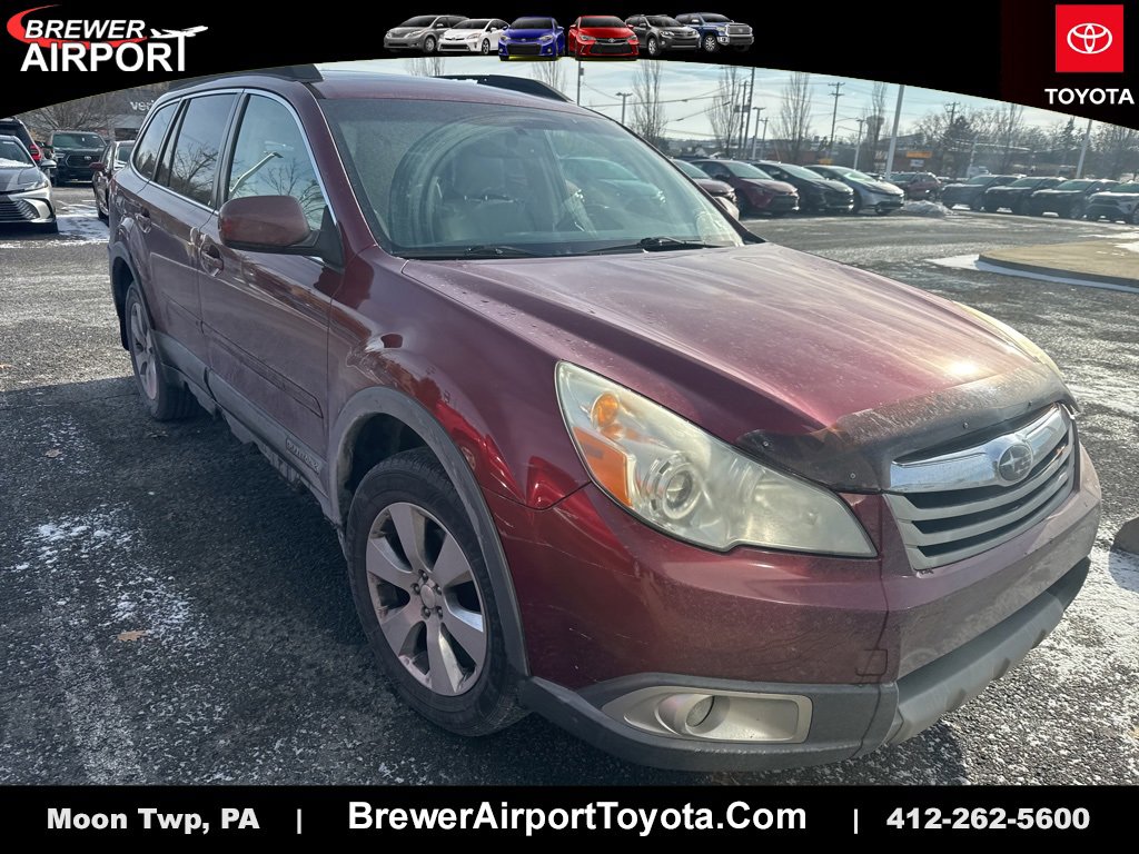 Used 2011 Subaru Outback 2.5i Limited image 1