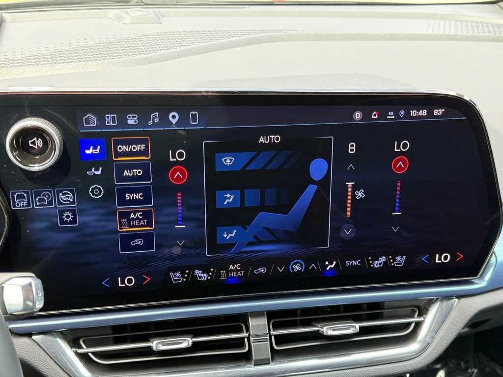 New 2026 Chevrolet Equinox EV LT w/ Convenience Package II FWD image 17