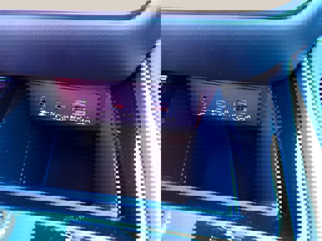 Certified 2025 Subaru Outback Premium image 22