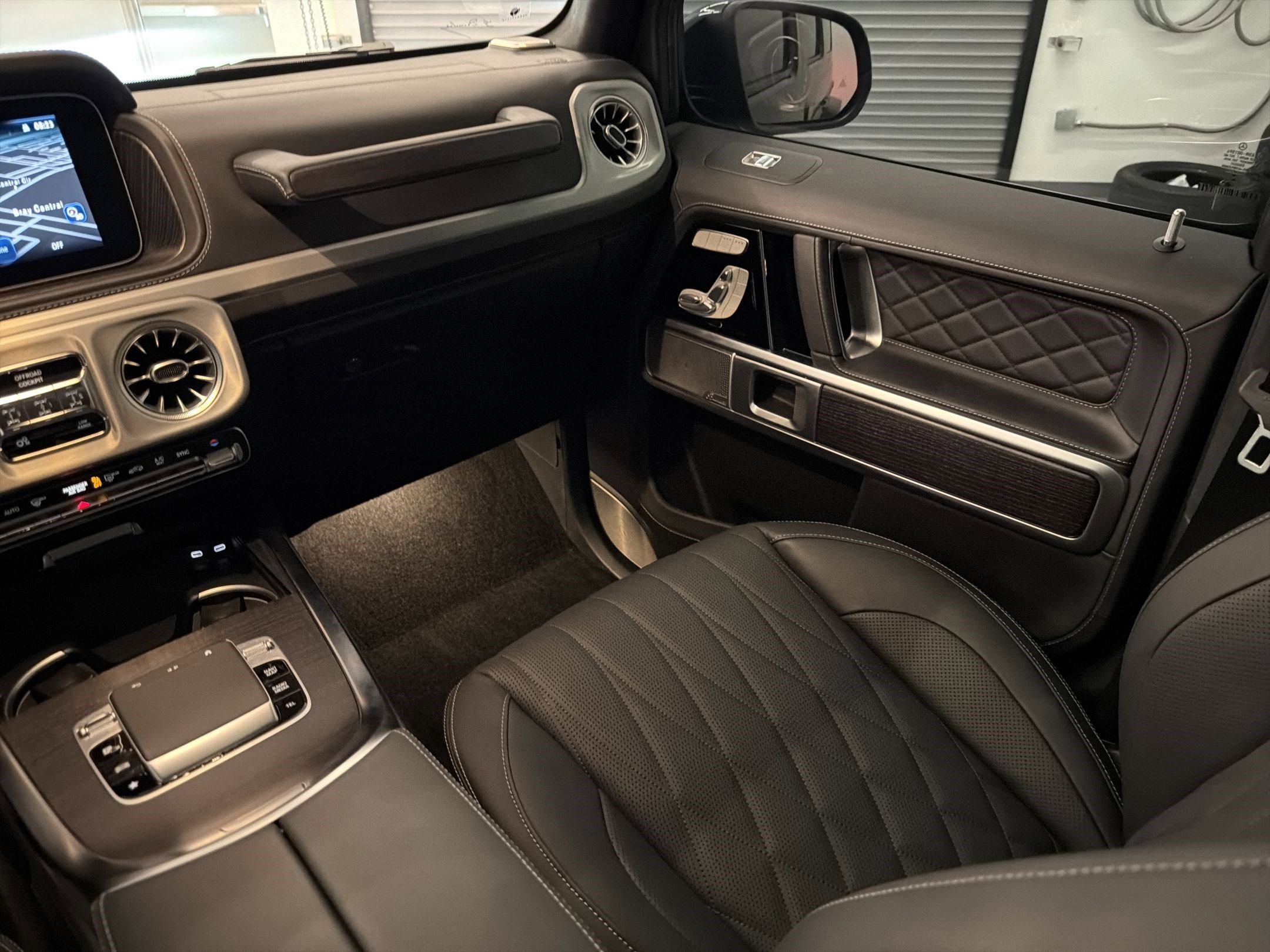 Certified 2025 Mercedes-Benz G 63 AMG 4MATIC image 28