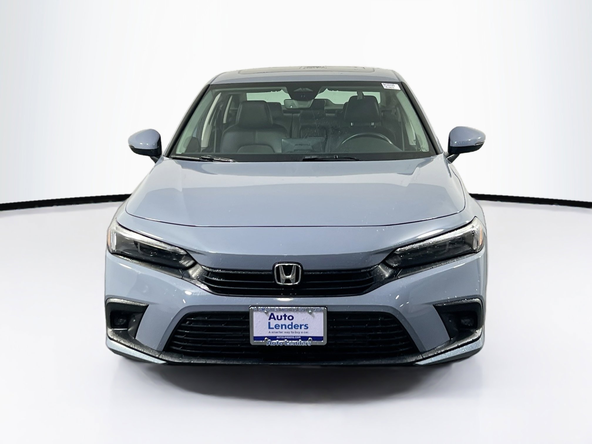 Used 2022 Honda Civic Touring image 2