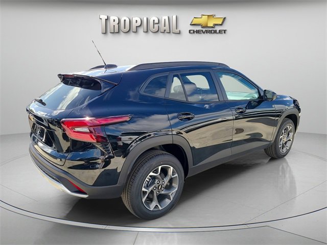 New 2026 Chevrolet Trax LT w/ Driver Confidence Package image 4