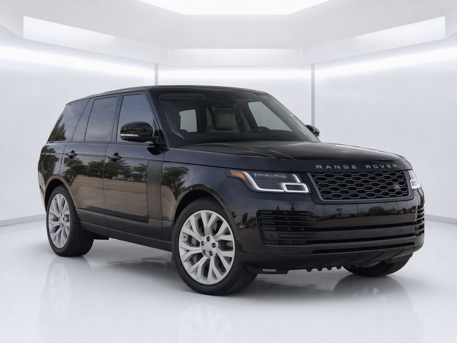 Used 2020 Land Rover Range Rover AWD/4WD video 2