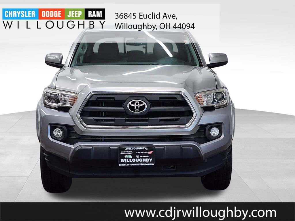 Used 2017 Toyota Tacoma SR5 w/ Tow Package AWD/4WD image 2