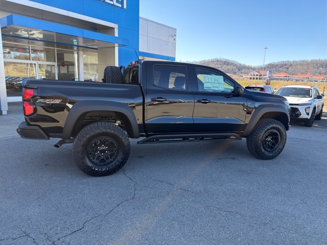 New 2026 Chevrolet Colorado ZR2 w/ ZR2 Bison Edition AWD/4WD image 3