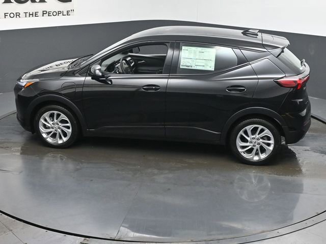 New 2027 Chevrolet Bolt LT w/ Comfort Package FWD image 21