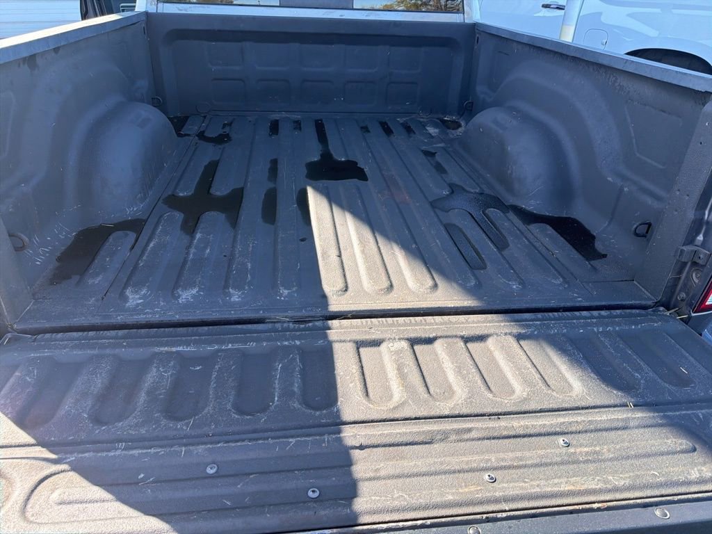 Used 2018 RAM 1500 Classic SLT image 24