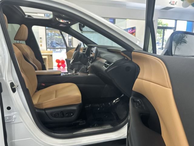 Used 2023 Lexus RX 350 Premium w/ Accessory Package (Z1) image 29