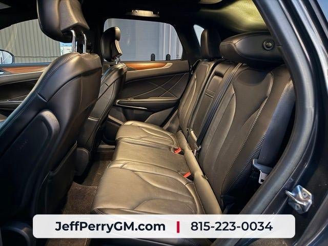 Used 2017 Lincoln MKC Reserve w/ Lincoln MKC Climate Package AWD/4WD image 11