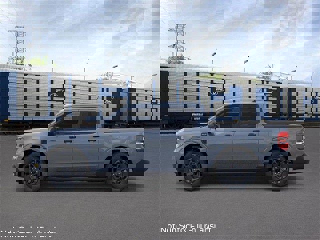 New 2025 Ford Maverick XLT w/ XLT Luxury Package image 4